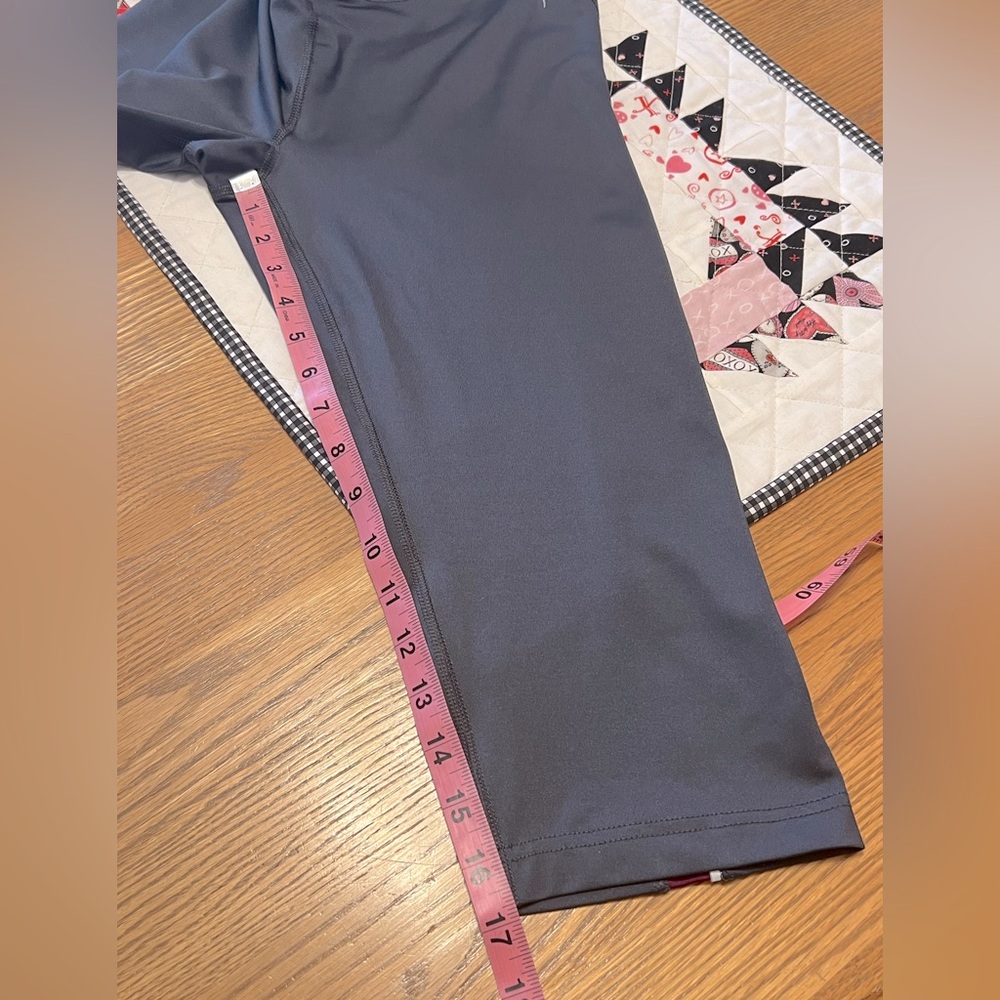 Ladies Lot (2) Danskin Now Workout Crops & Leggings - Medium 🏃♀️ - Picture 12 of 15